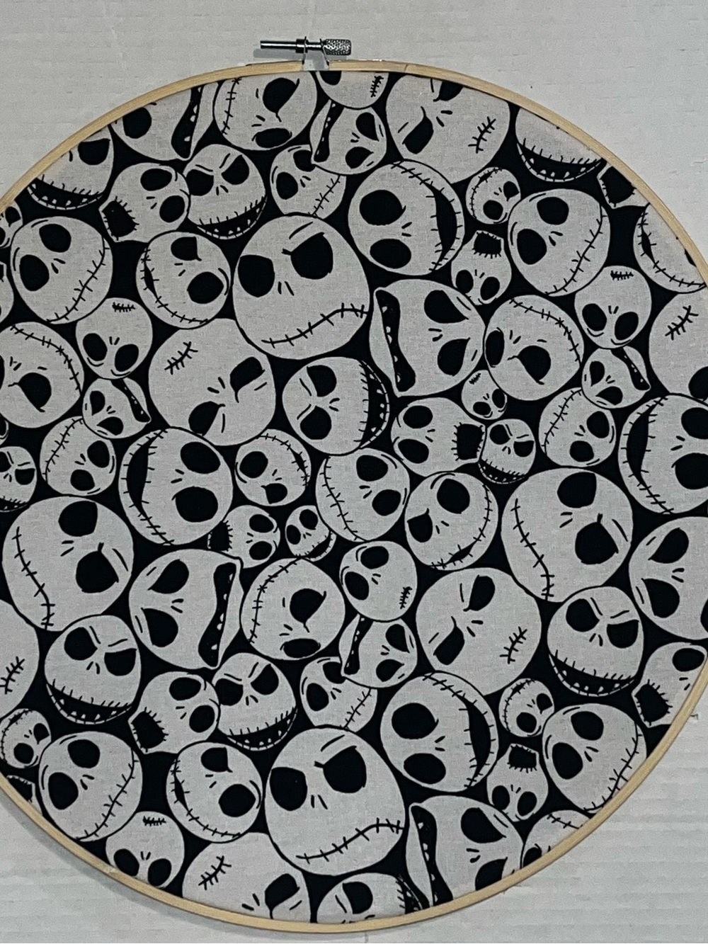Disney Hand-Embroidered Skull Pattern Hoop Art Nightmare Before Christmas (NBC) - Picture 9 of 12